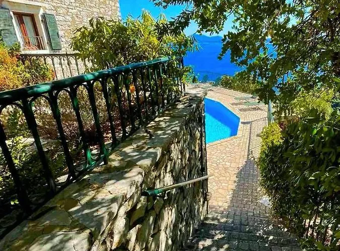 Lithari, Nissaki, Corfu Vila *