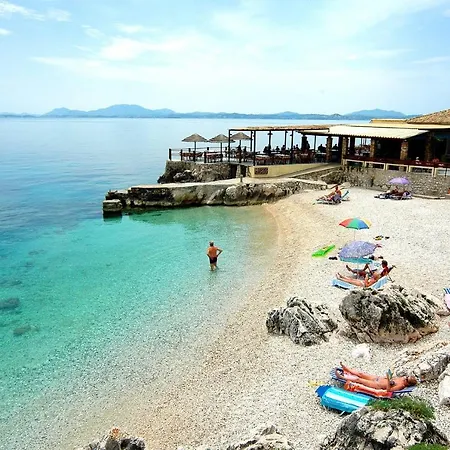 Lithari, Nissaki, Corfu * Vigglatouri